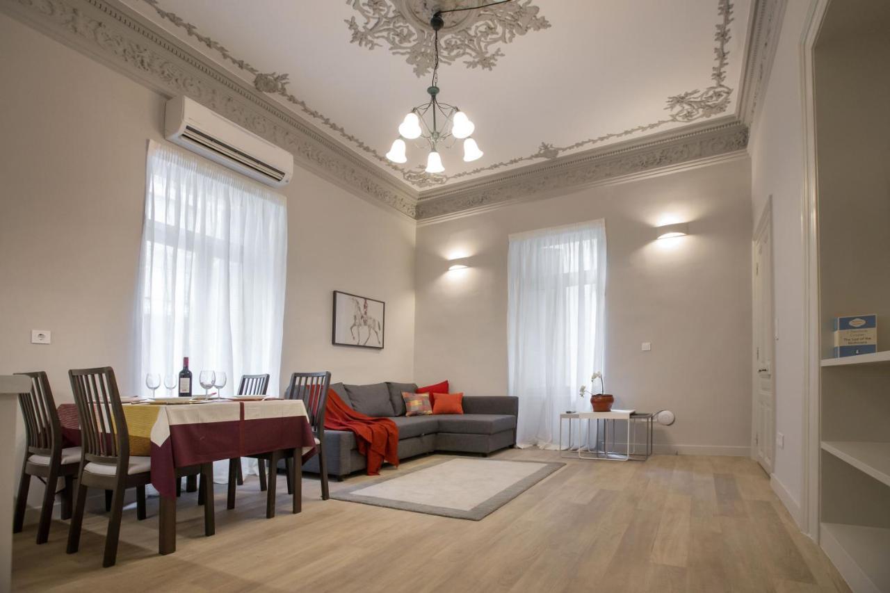 Sophisticated Apartment In Syntagma By Ghh アテネ エクステリア 写真