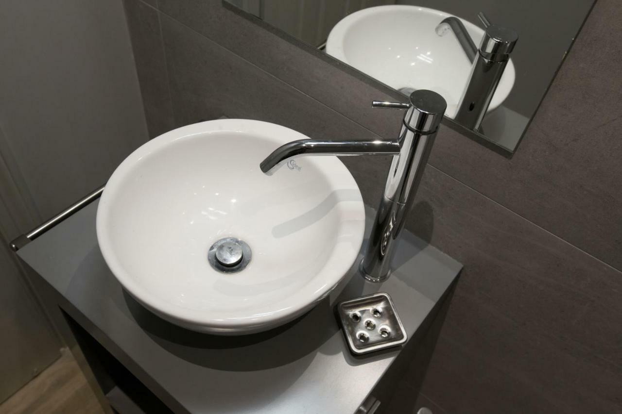 Sophisticated Apartment In Syntagma By Ghh アテネ エクステリア 写真
