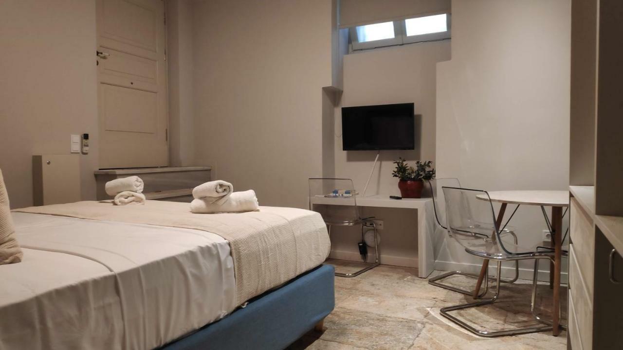 Sophisticated Apartment In Syntagma By Ghh アテネ エクステリア 写真