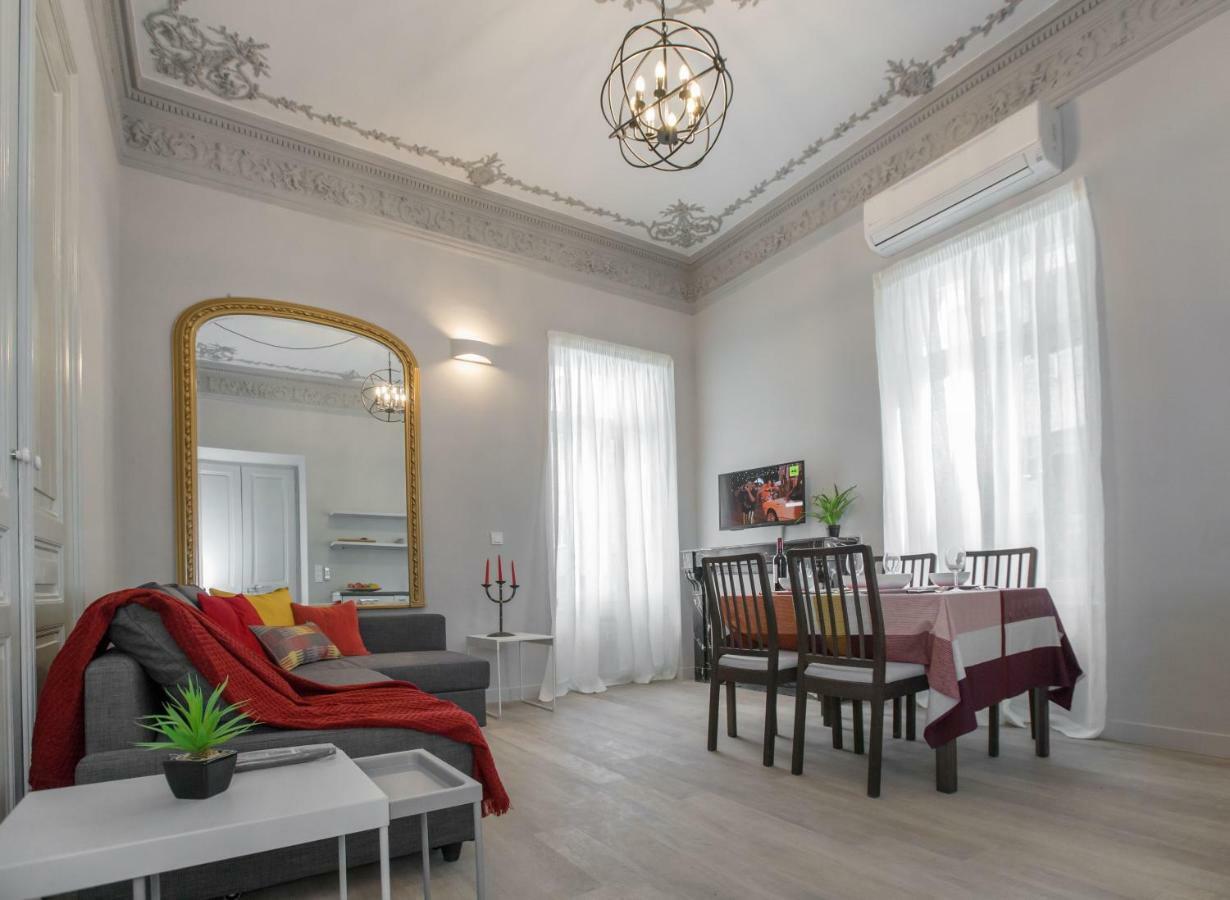 Sophisticated Apartment In Syntagma By Ghh アテネ エクステリア 写真